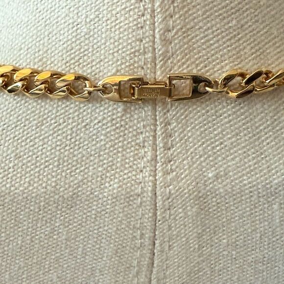 Vintage Signed Napier 80’s Blue Cabochon Pendant Gold Tone Cuban Link Necklace. - Picture 5 of 7